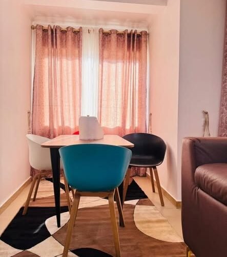 Appartement  hyper équipé et meublé de luxe à kipé !